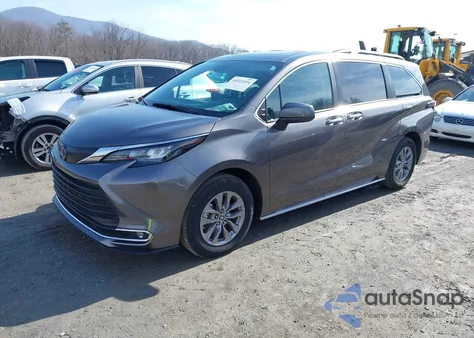 2024 Toyota Sienna Xle z USA, uszkodzony, nr VIN 5TDYRKECXRS208095